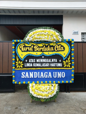 Papan Bunga Duka di Paju Epat